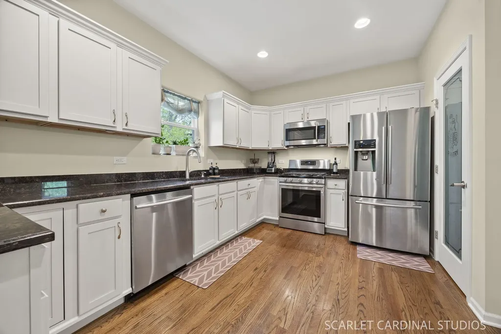 444 Cambridge Way Bolingbrook IL 60440