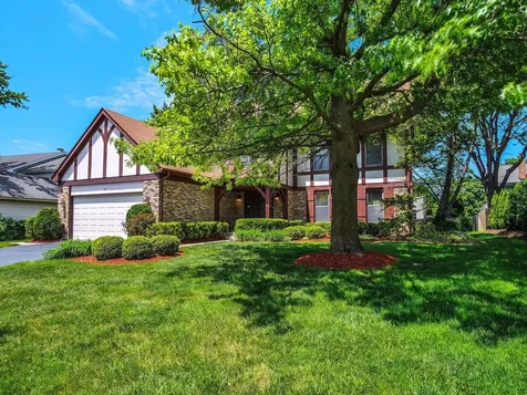 312 West Brampton Lane Arlington Heights IL 60004
