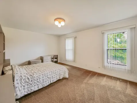 312 West Brampton Lane Arlington Heights IL 60004