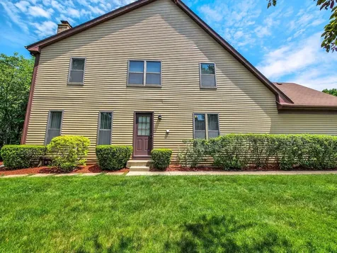 312 West Brampton Lane Arlington Heights IL 60004