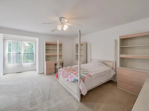 312 West Brampton Lane Arlington Heights IL 60004