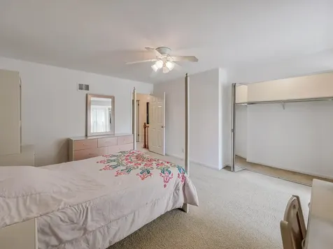 312 West Brampton Lane Arlington Heights IL 60004