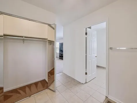 312 West Brampton Lane Arlington Heights IL 60004