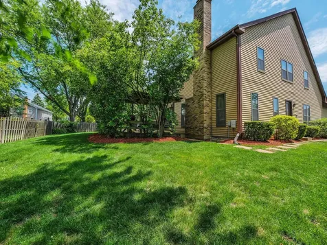 312 West Brampton Lane Arlington Heights IL 60004