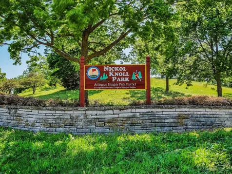 312 West Brampton Lane Arlington Heights IL 60004