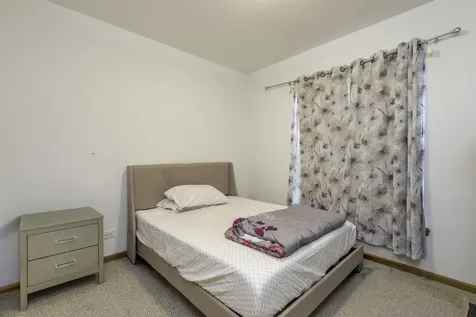 109 Hunter Court Grayslake IL 60030