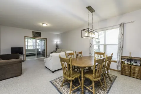 109 Hunter Court Grayslake IL 60030