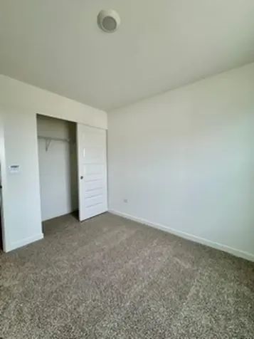 2136 Bodega Road Oswego IL 60543