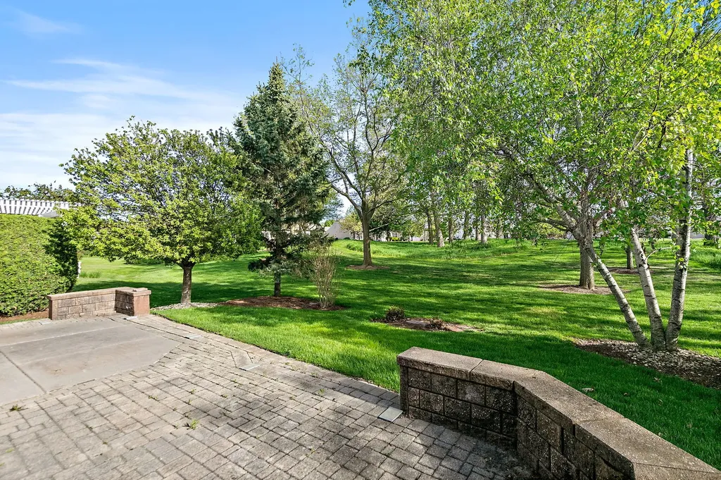 13761 Chestnut Lane Huntley IL 60142