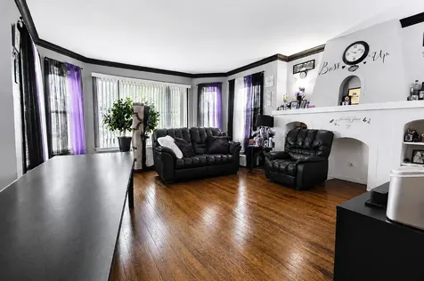 8047 South Hermitage Avenue Chicago IL 60620
