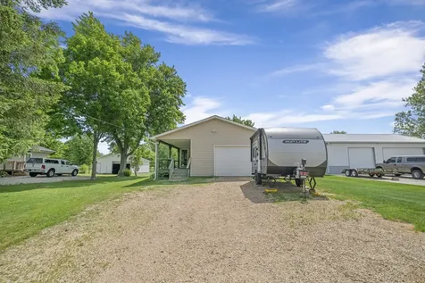 237 Chapman Street Paw Paw IL 61353