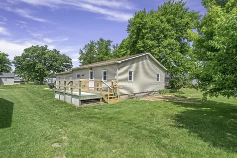 237 Chapman Street Paw Paw IL 61353