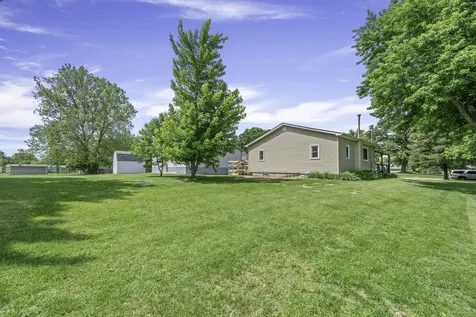 237 Chapman Street Paw Paw IL 61353