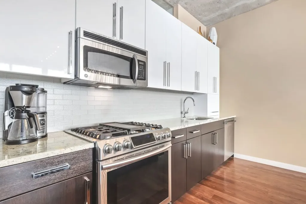 235 West Van Buren Street Chicago IL 60607