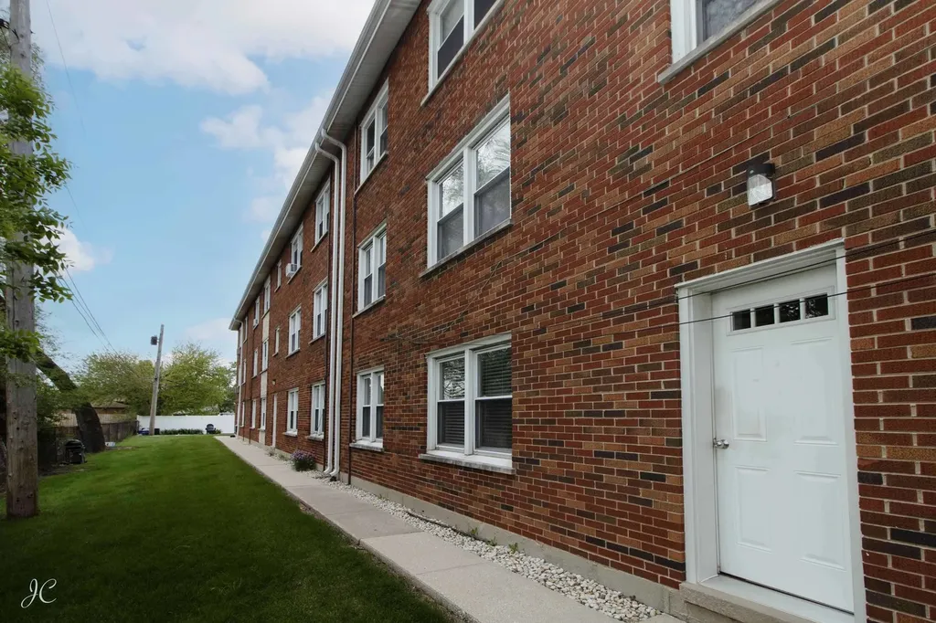 10803 South Pulaski Road Chicago IL 60655