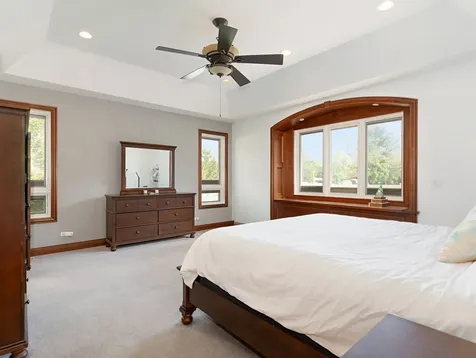 5605 South Kensington Avenue Countryside IL 60525
