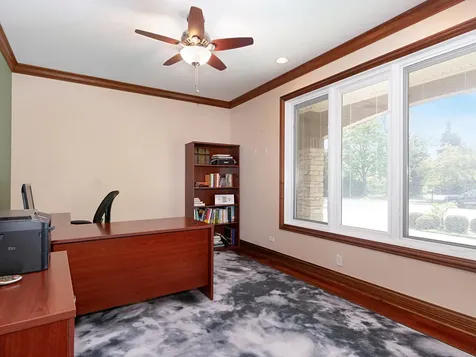 5605 South Kensington Avenue Countryside IL 60525