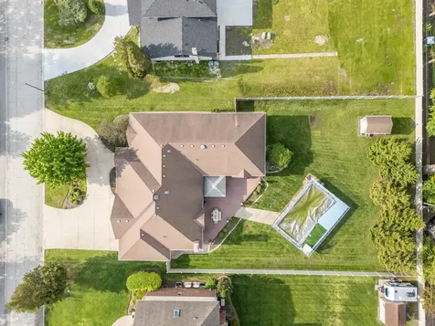 5605 South Kensington Avenue Countryside IL 60525