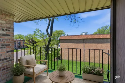 720 Hill Drive Hoffman Estates IL 60169