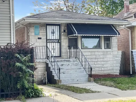 8907 South Parnell Avenue Chicago IL 60620