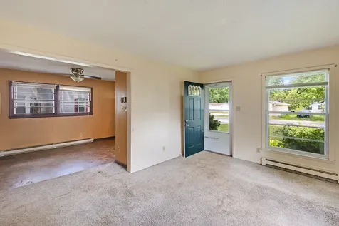 613 North Vorcey Street Tolono IL 61880