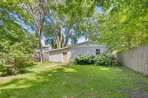 613 North Vorcey Street Tolono IL 61880