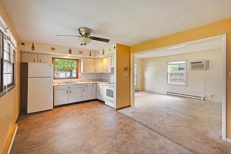 613 North Vorcey Street Tolono IL 61880