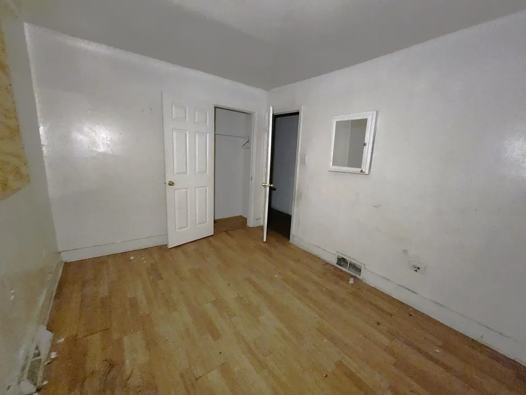 6717 South Rhodes Avenue Chicago IL 60637