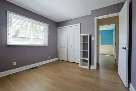 1299 West New Britton Drive Hoffman Estates IL 60192