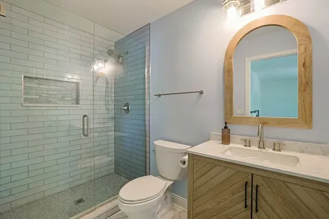1299 West New Britton Drive Hoffman Estates IL 60192
