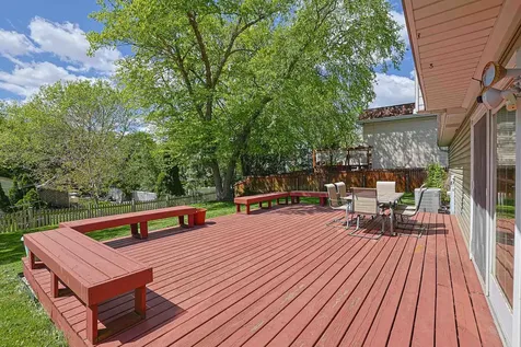 1299 West New Britton Drive Hoffman Estates IL 60192
