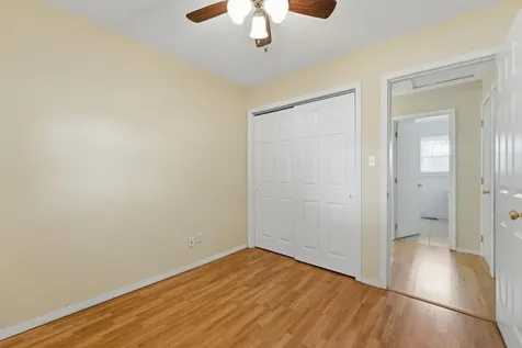 409 25TH Avenue East Moline IL 61244