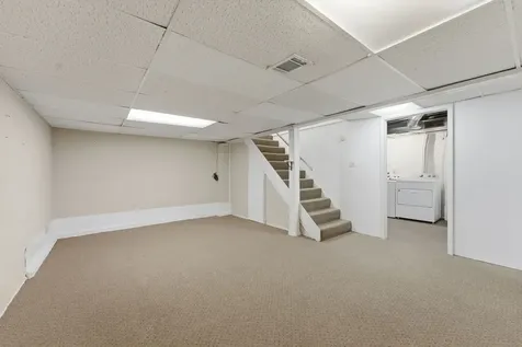 409 25TH Avenue East Moline IL 61244