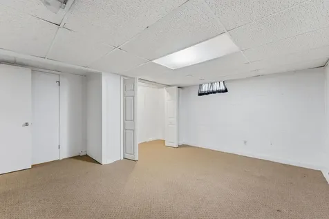 409 25TH Avenue East Moline IL 61244