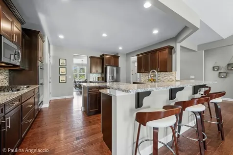 6535 Woodland Hills Drive Lakewood IL 60014