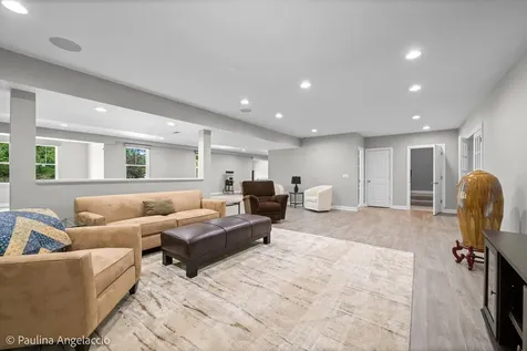 6535 Woodland Hills Drive Lakewood IL 60014