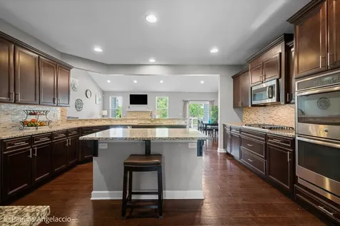 6535 Woodland Hills Drive Lakewood IL 60014