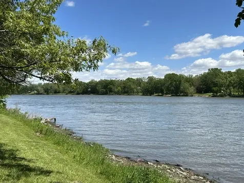 33709 South West River Road Wilmington IL 60481
