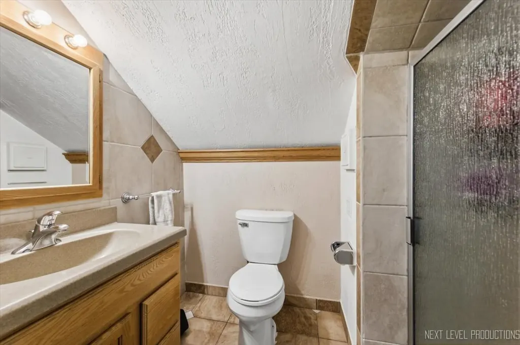 1N255 Prairie Avenue Glen Ellyn IL 60137