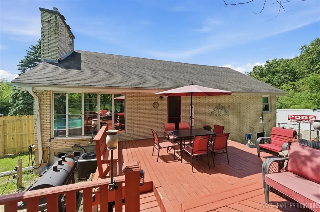 1N255 Prairie Avenue Glen Ellyn IL 60137