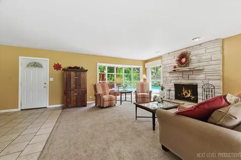 1N255 Prairie Avenue Glen Ellyn IL 60137