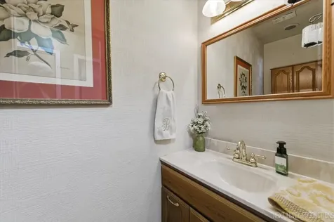 1N255 Prairie Avenue Glen Ellyn IL 60137
