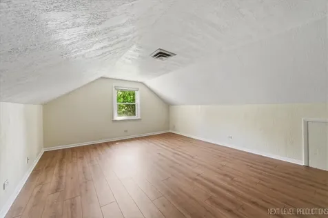 1N255 Prairie Avenue Glen Ellyn IL 60137