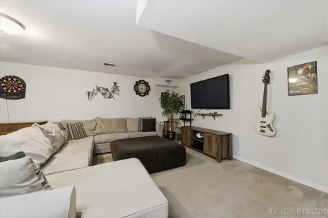1N255 Prairie Avenue Glen Ellyn IL 60137