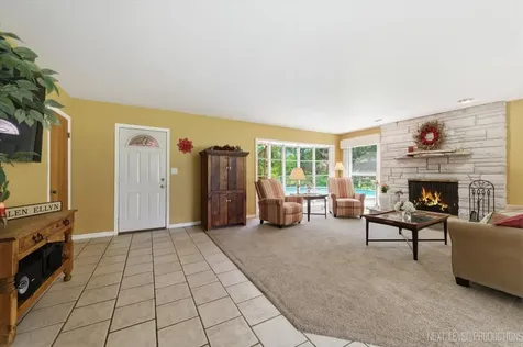 1N255 Prairie Avenue Glen Ellyn IL 60137