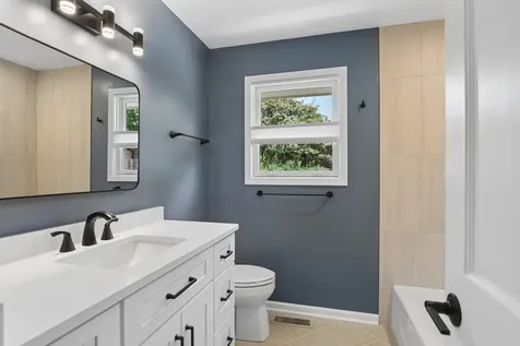 1756 Prairie Avenue Northbrook IL 60062