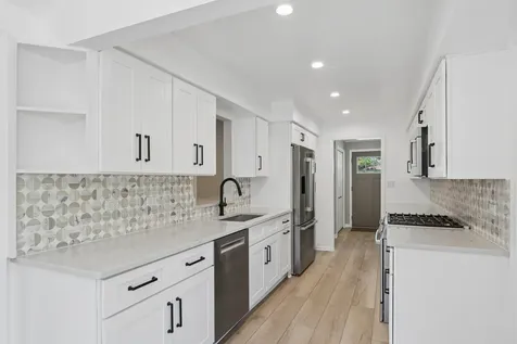 1756 Prairie Avenue Northbrook IL 60062