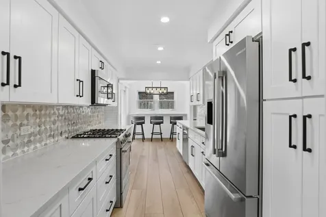 1756 Prairie Avenue Northbrook IL 60062