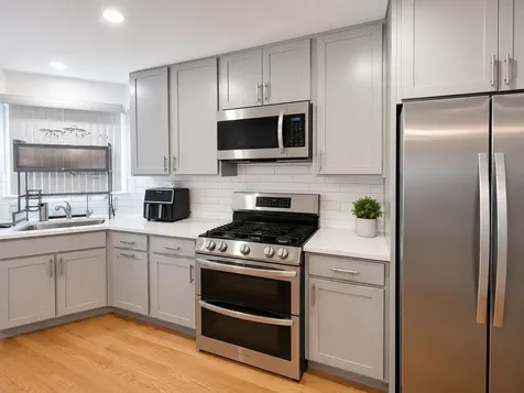 625 Devonshire Drive Des Plaines IL 60018