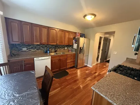 414 Spring Court W Carpentersville IL 60110